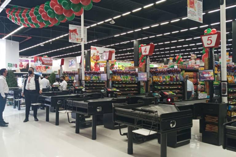 Abre Casa Ley nueva tienda en Plaza Explanada en Culiacán
