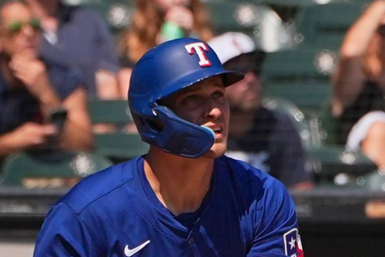 Seager pega su HR 200 y Rangers sellan barrida de Medias Blancas