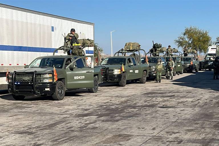 Arriban otros 300 elementos más de Fuerzas Especiales del Ejército a Culiacán