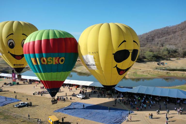 Niños celebran en grande en el último día del Festival del Globo en Culiacán