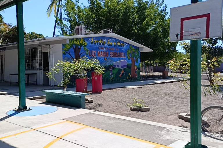 Al Gobierno de Escuinapa se le olvida pagar la luz y kínder se queda sin servicio