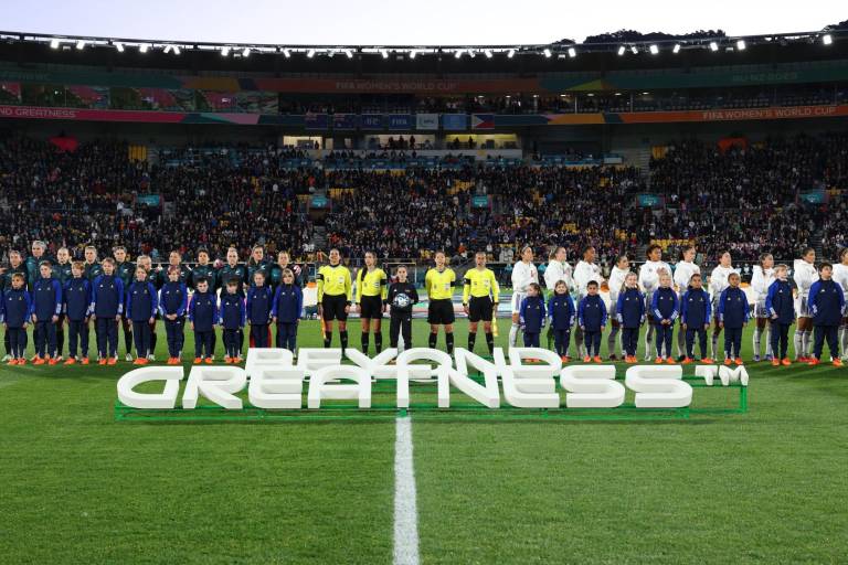 Tripleta arbitral mexicana debuta en el Filipinas-Nueva Zelanda