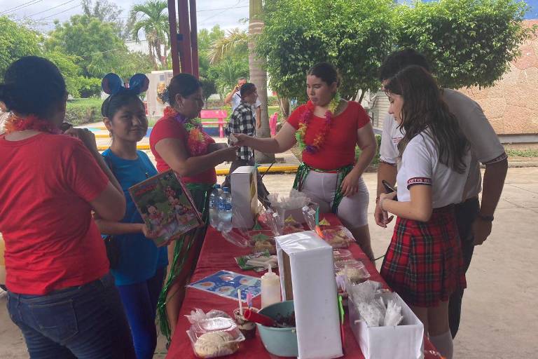 Alumnos de CBTIS 51, en Mazatlán, presentan el proyecto ‘Aprender para emprender’