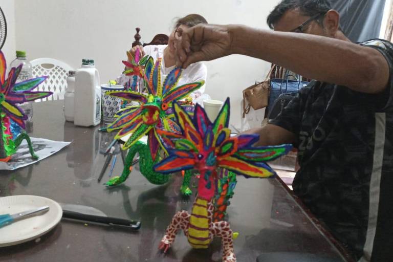 Invitan a taller de cartonería tradicional mexicana