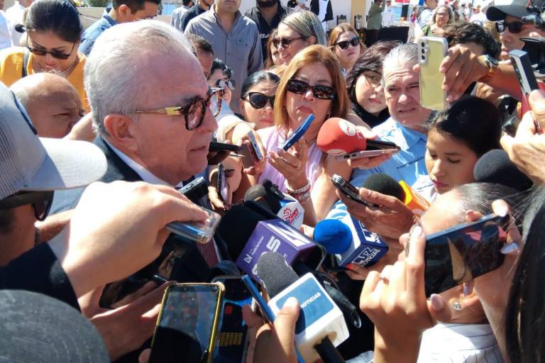 Gobernador se pronuncia en contra de prohibir música que hacen apología del delito; sugiere apostar por educación