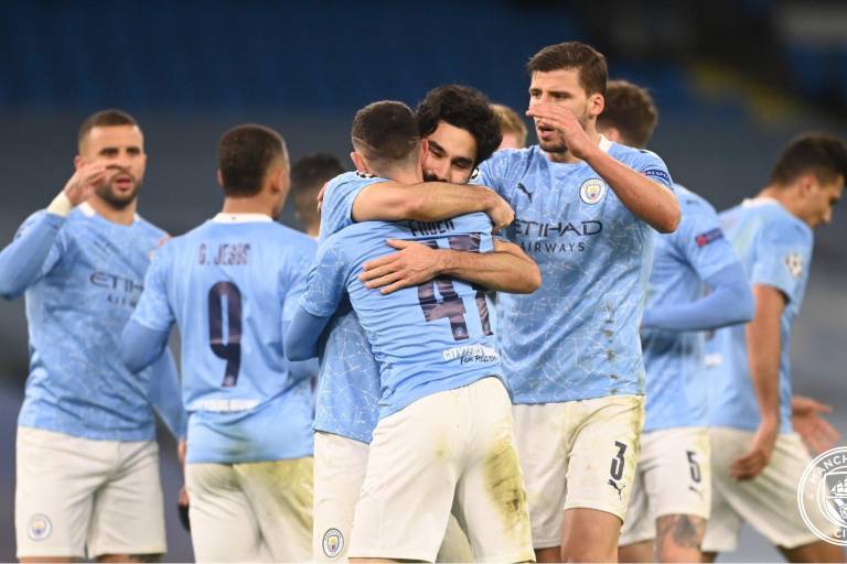 Sergio Agüero y Ferrán Torres acercan al City al título