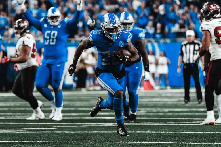 Los Lions rugen ante Buccaneers