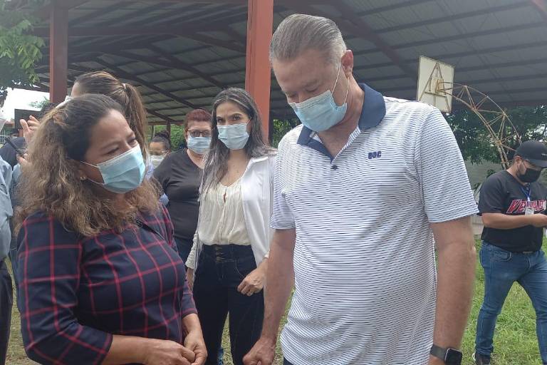 Vecina solicita agua potable al Gobernador, ya que Escuinapa ha carecido de ella las últimas dos semanas