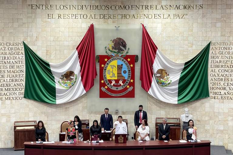 Asume Salomón Jara como Gobernador de Oaxaca
