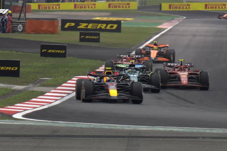 Verstappen y Checo hacen el 1-3 en Sprint del GP de China