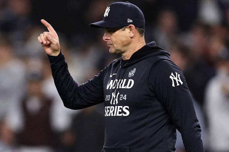 Los Yanquis ejercen la opción de Aaron Boone para el 2025