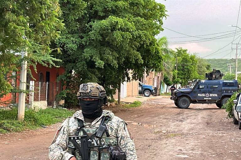 Identifican a seis detenidos y un menor abatido tras enfrentamiento en Culiacán