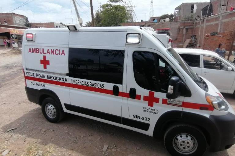 Hospitalizan a mujer en Culiacán después de ser agredida con fuego
