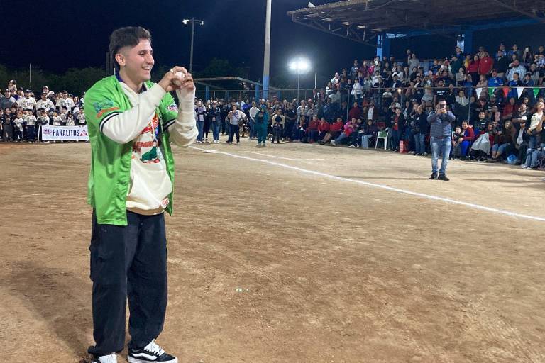 Homenajean a Marco Verde en apertura de Liga Quintero Castañeda