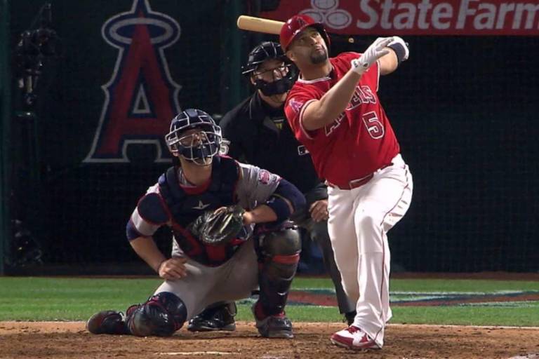 Pujols regresa con Angelinos como asistente especial