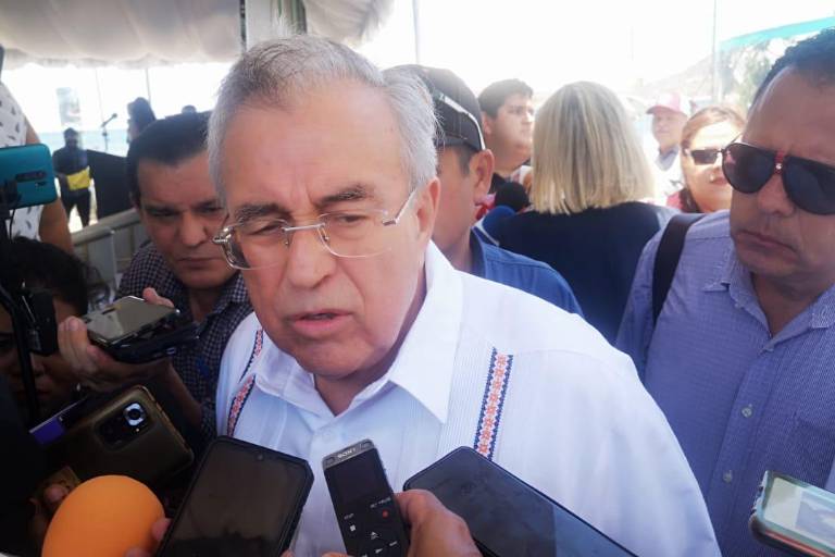 Pide Rocha Moya a Fiscalía investigar qué llevó a María Luisa a quitarse la vida