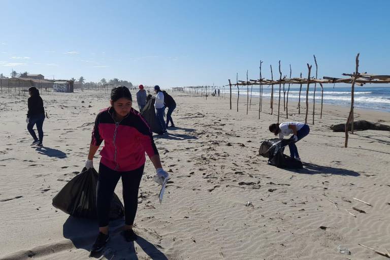 Extraen 2.5 toneladas de basura en jornadas de limpieza en playas de ...