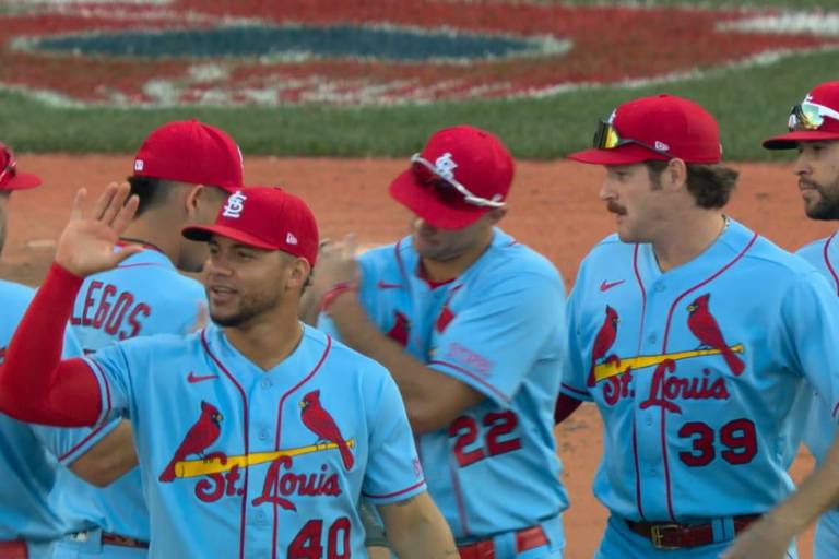 Giovanny Gallegos se apunta su tercer salvamento