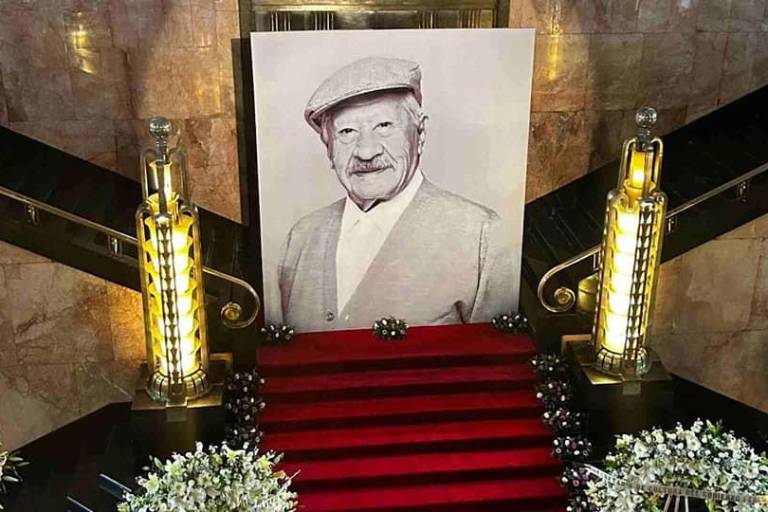 Despiden en Bellas Artes a Ignacio López Tarso