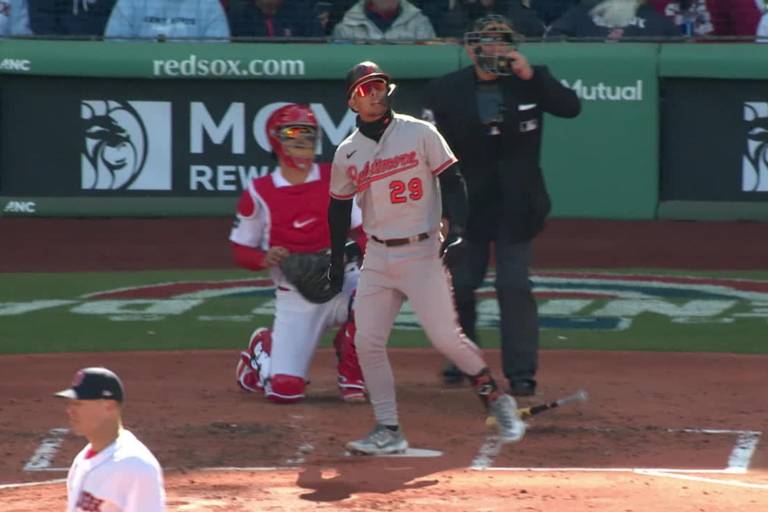 Ramón Urías inicia encendido la campaña