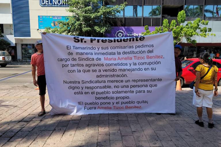 Por presunta incompetencia, habitantes de El Tamarindo exigen destitución de la síndica