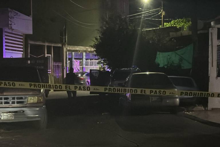 Asesinan a agente del Ministerio Público en la colonia 5 de Mayo, en Culiacán