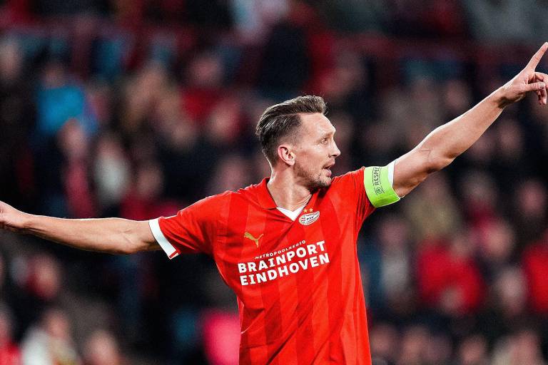 PSV y Dortmund empatan 1-1 en ida de octavos de final de la Champions