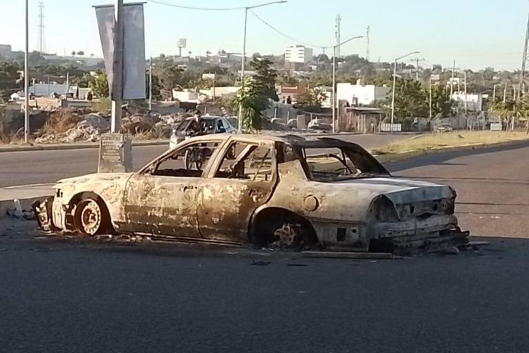 Van 25 solicitudes para reparar daños a vehículos afectados por violencia del 5 de enero