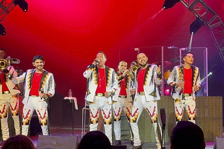 Banda El Recodo revive sus años mozos junto a Julio Preciado
