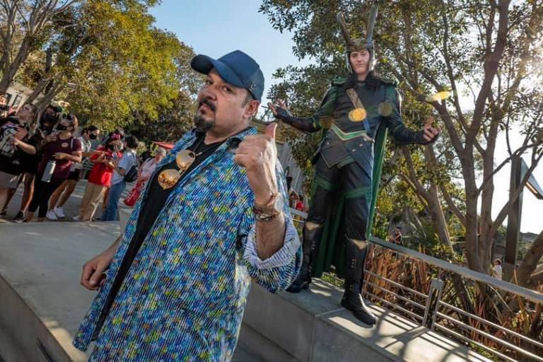 Los Aguilar se dan un espacio entre conciertos para disfrutar Disneyland
