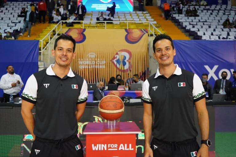 Hermanos mazatlecos son parte de la historia del baloncesto mexicano