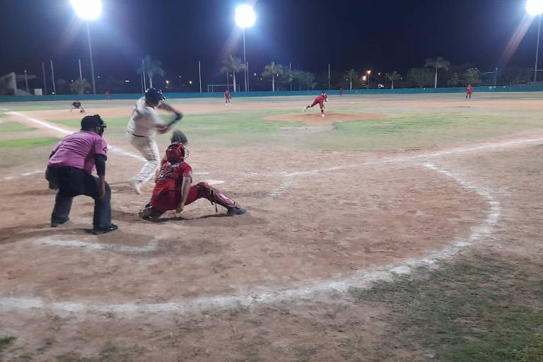 ¡Guerra civil! Mazatlán choca con Culiacán en arranque de Estatal de Beisbol