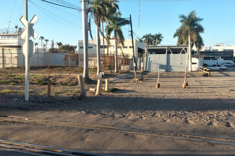 Realizan operativo sorpresa al interior del penal de Culiacán
