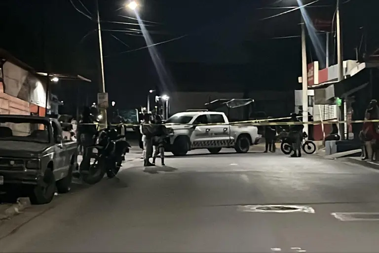 Elementos de la Guardia Nacional resguardaron el área tras el homicidio registrado en un negocio de tacos al norte de la ciudad.