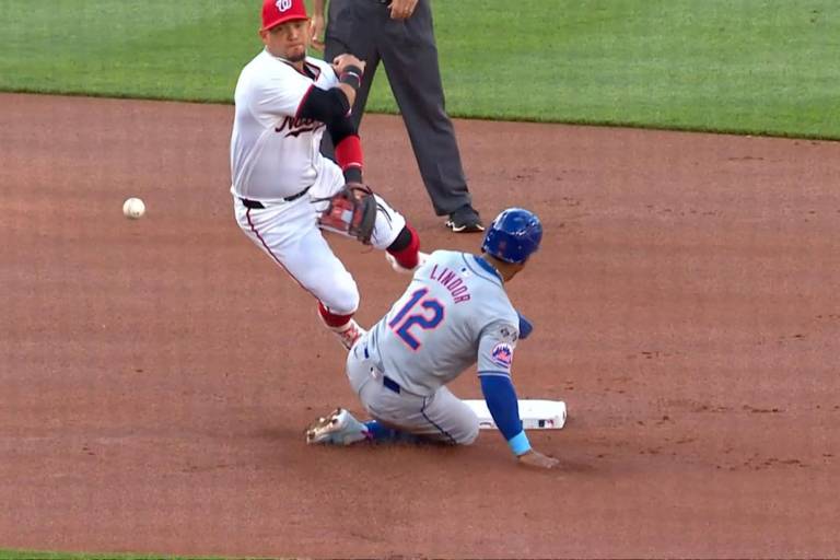 Medias Blancas firman al infielder Nick Senzel; Lenyn Sosa a Triple-A