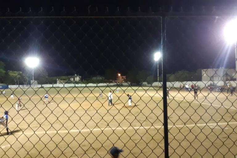 El PIDS continúa rehabilitando espacios deportivos en Sinaloa