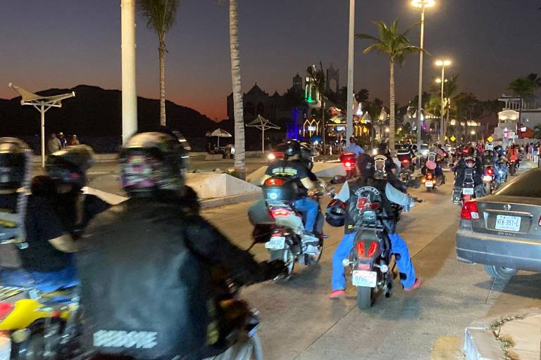 Motociclistas recorren Mazatlán en la Moto-Peregrinación en honor a San Judas Tadeo