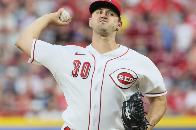 Mellizos adquieren a Tyler Mahle desde Cincinnati