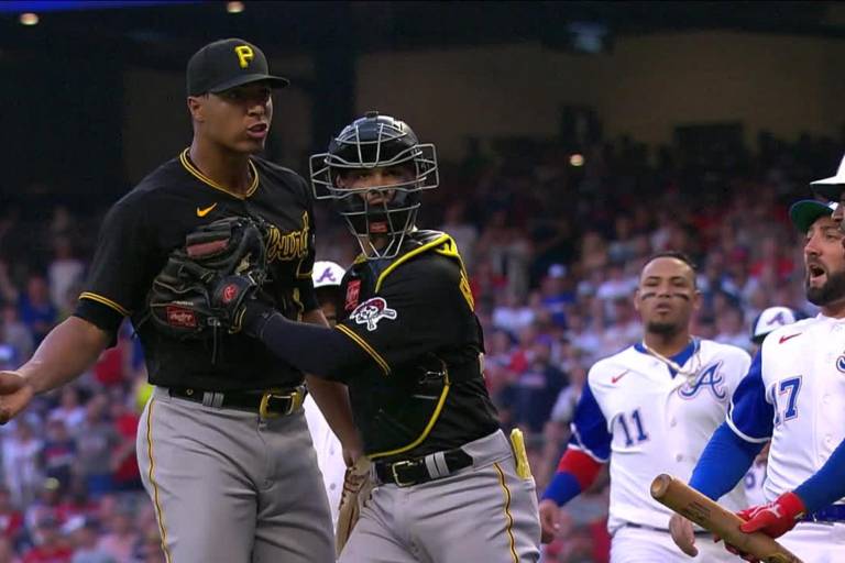 Se vacían las bancas en Atlanta tras discusión entre Oviedo y Acuña