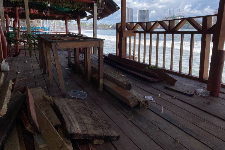 Daños en palapas en Mazatlán alcanza en algunos casos hasta el 90%, reportan