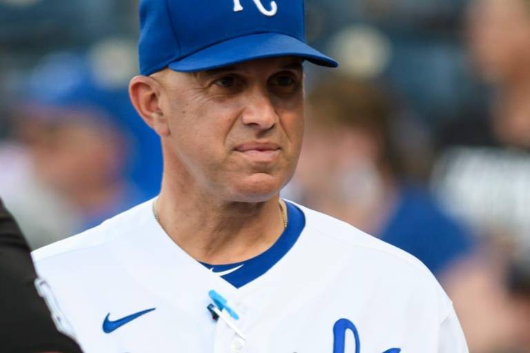 Pedro Grifol nombrado nuevo manager de los Medias Blancas