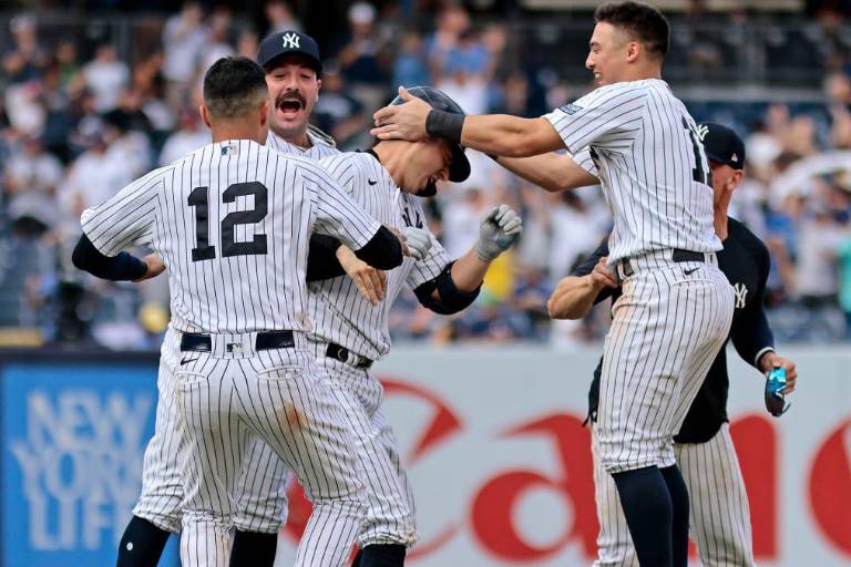 ¡Qué locura! Yanquis ganan en 13 innings después de llegar al 11mo sin dar hit