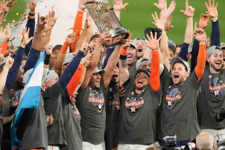 ¡Astros de Houston y José Urquidy son campeones de la Serie Mundial!