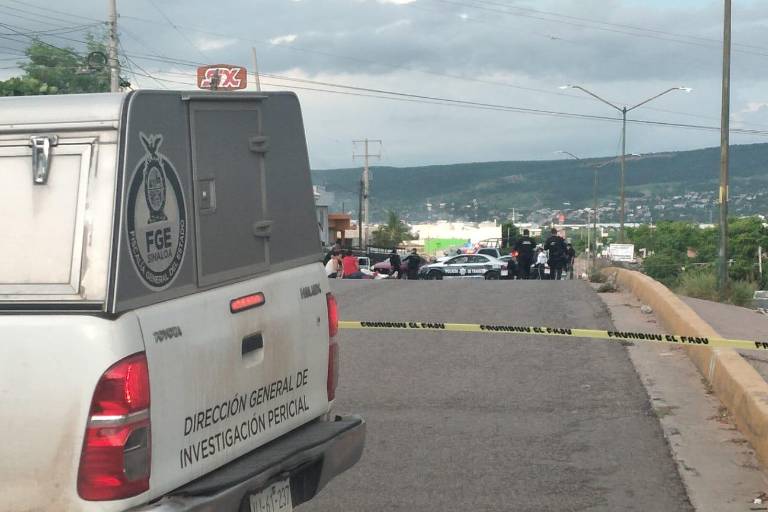 Un adulto mayor pierde la vida al ser atropellado por un vehículo compacto en la colonia Nuevo México en Culiacán