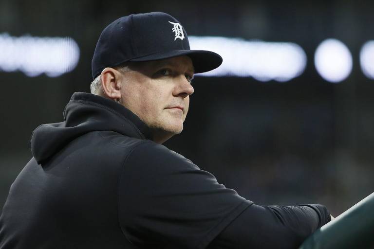 A.J. Hinch firma extensión a largo plazo con los Tigres