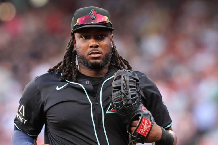Nacionales trae de vuelta a Josh Bell con contrato de 1 año