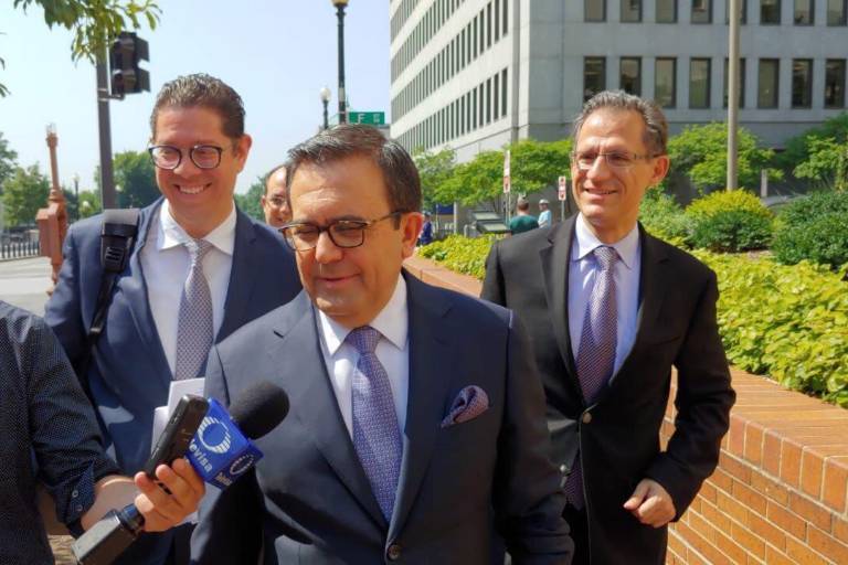 FGR vincula a proceso a Ildefonso Guajardo, Secretario de Economía con EPN, por enriquecimiento ilícito