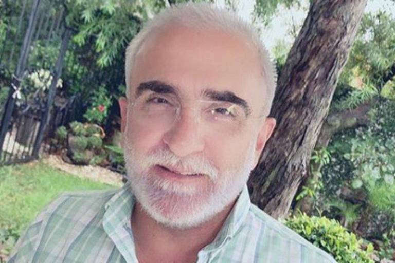 Vicente Fernández Jr reaparece con un cambio de aspecto radical