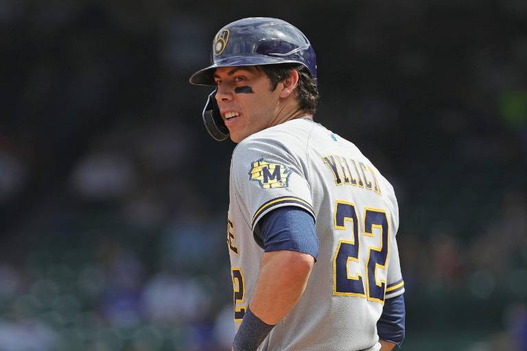 Cerveceros inhabilita a Christian Yelich por lesión en la espalda