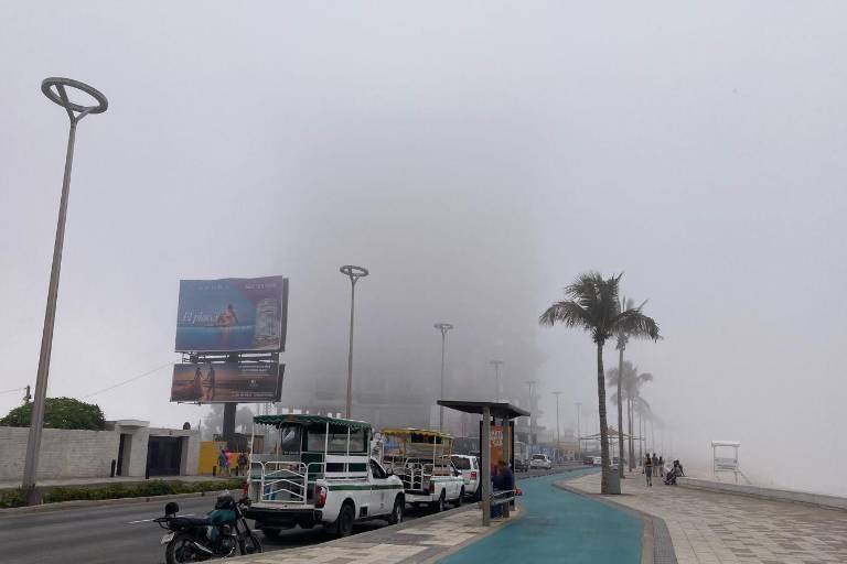 Cubre neblina gran parte de Mazatlán este sábado